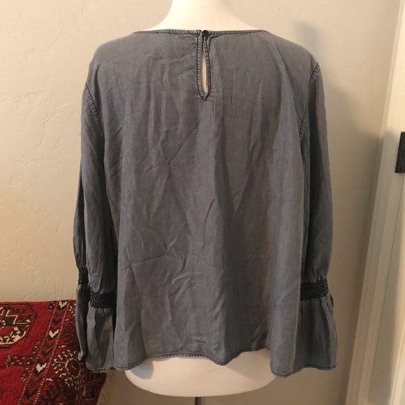 NWT Gap Grey Bell Sleeve Blouse - Picture 2 of 12